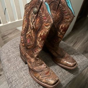 Women’s corral cowgirl boots size 9M